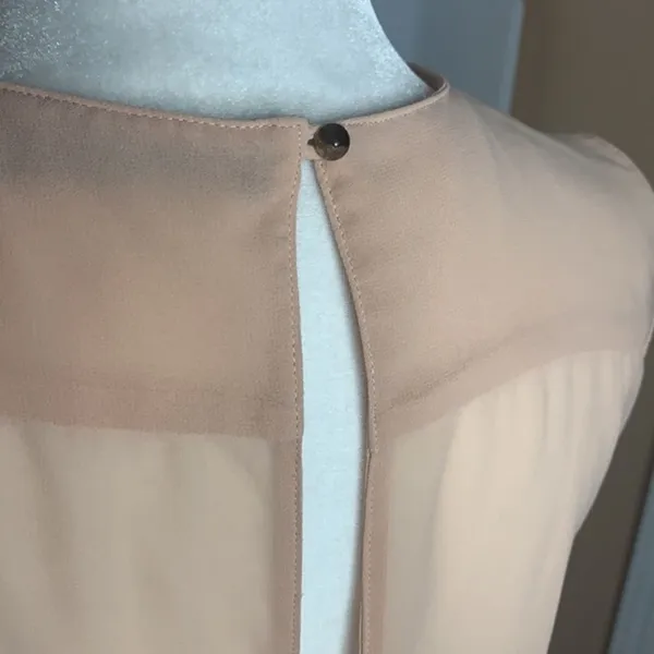 Zara Woman Sheer Pleated Sleeveless Blouse Size Small - Image 4