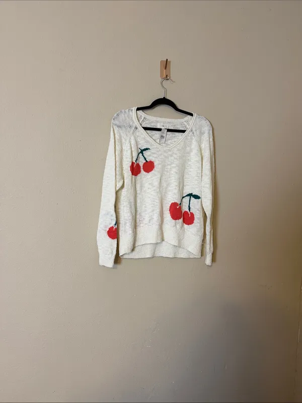Lou‎ & Grey Cherry Sweater Size Medium NWT - Image 3