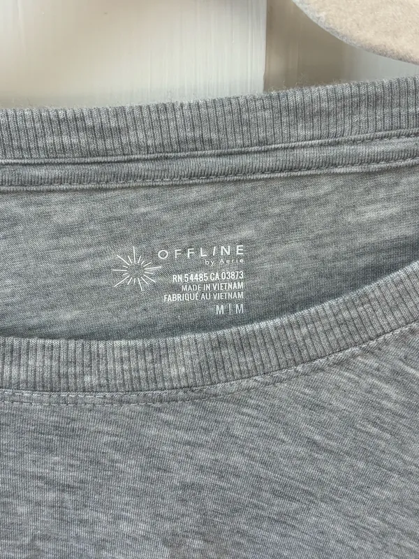 Aerie long sleeve top with thumb holes - Image 2