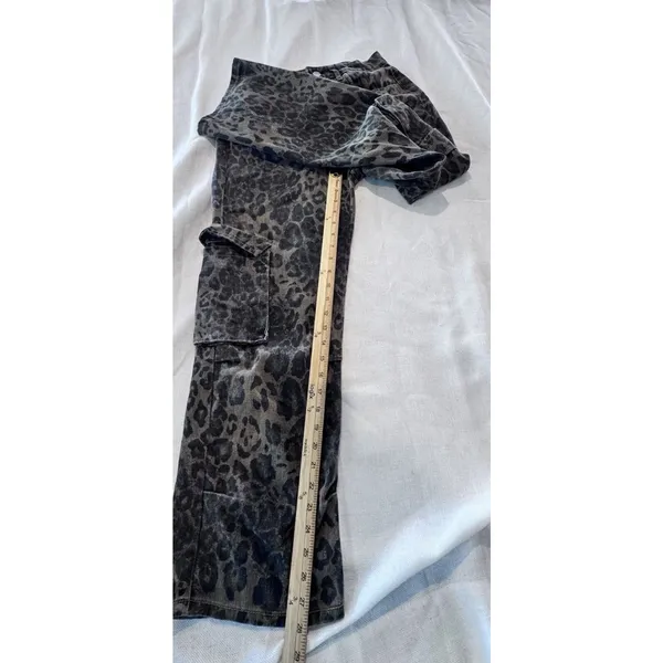 Women’s Leopard Print Cargo Pants Size Small Wide Leg Y2K Grunge Streetwear - Image 4