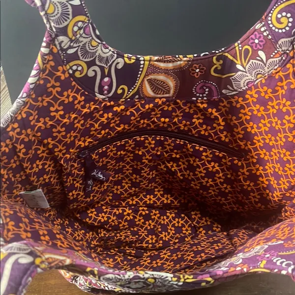 Vera Bradley Vibrant Patterned Women's shoulder Bag - Image 5