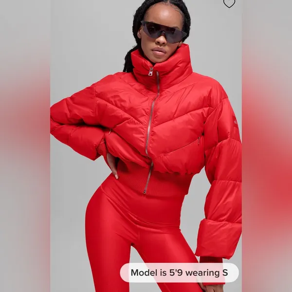 ALO Yoga NWT Cropped Atmosphere Puffer Bright Red Size XS - Image 2