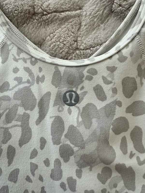 Lululemon Crop Top White & Grey Camo - Image 4
