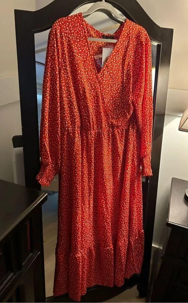NEW Floral Long Sleeve Wrap V Neck Ruffle Belted A-Line Maxi Dress 2x - Image 4