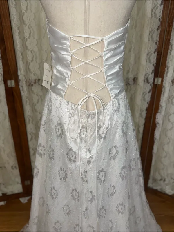Gorgeous New Josh & Jazz White Halter Corset Prom/Wedding Gown - Image 7