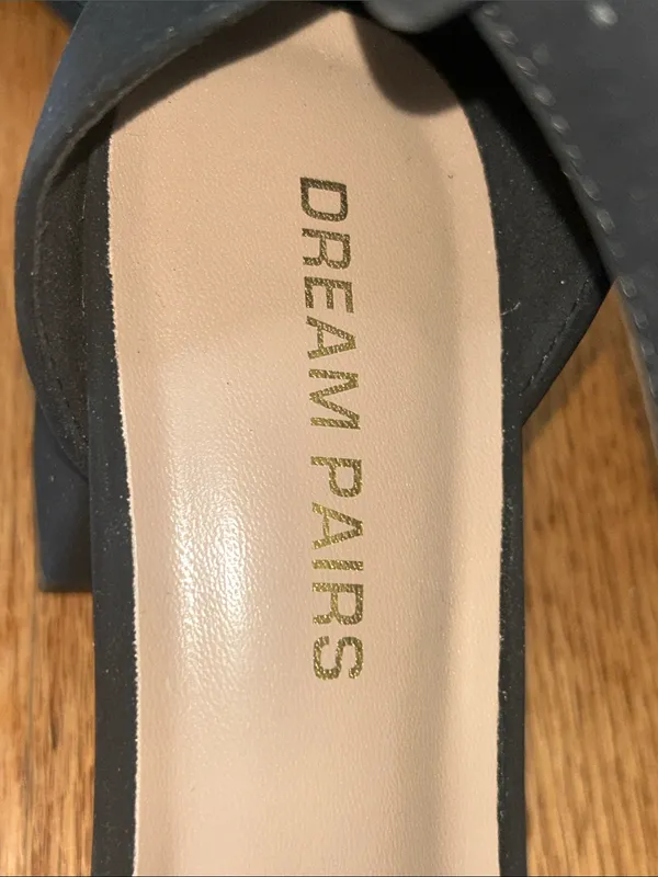Dream Pairs Annee Black Pointed Ankle-Strap Heels NEW sz 10 - Image 3
