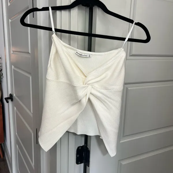 Abercrombie & Fitch Strapless Twist Sweater Tube Top - Image 4