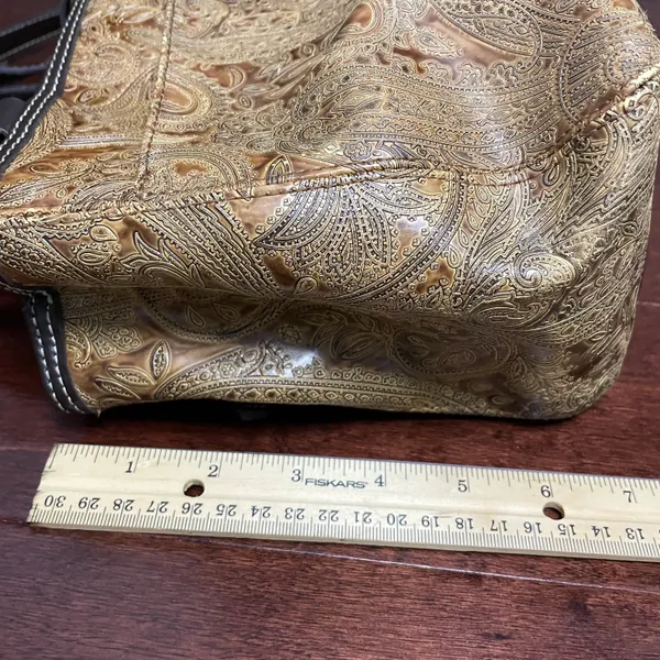 Fossil Relic by Brown and Tan Paisley Embossed Vegan Leather Purse Handbag - Image 12