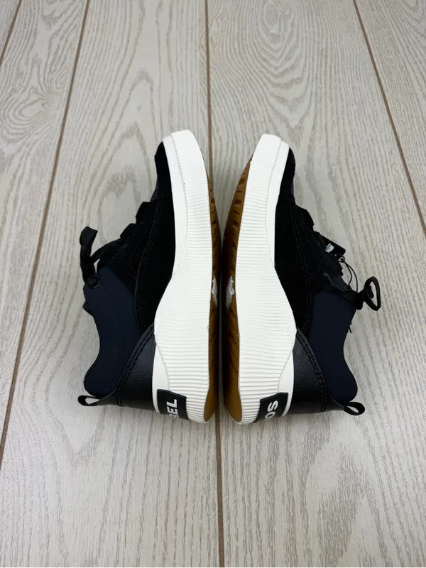 Sorel Women's Out N About IV Low Women's Waterproof Sneaker US7 Black Gum 2 $100 - Image 3