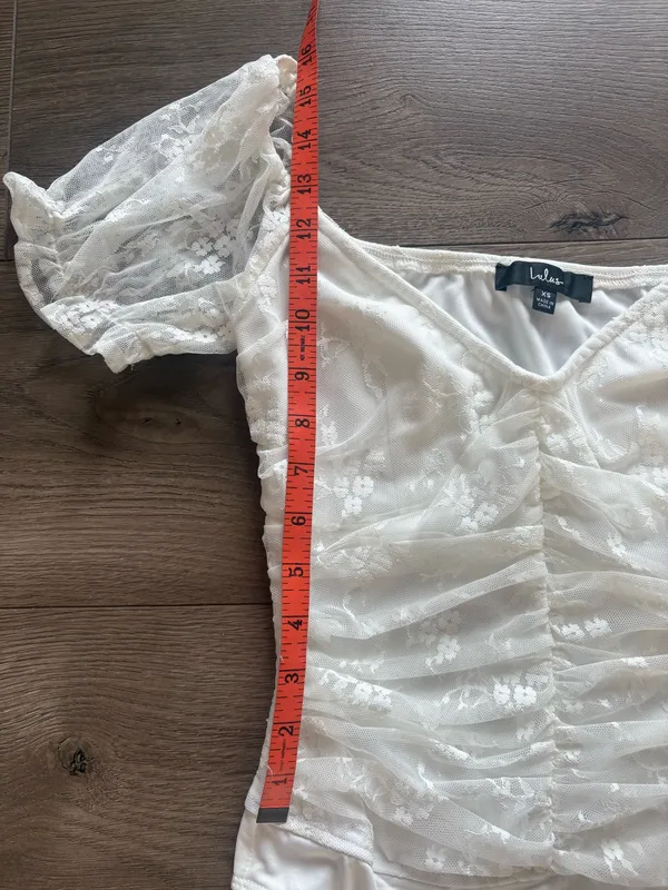 Lulus Angelic Look White Lace Ruched Puff Sleeve Bodysuit - Image 5