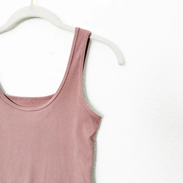 [Abercrombie & Fitch] Dusty Pink Seamless Rib Knit Scoop Neck Bodysuit Sz Medium - Image 9