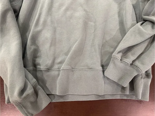 Abercrombie & Fitch Women's Crewneck Sweatshirt in Sage Green - Image 3