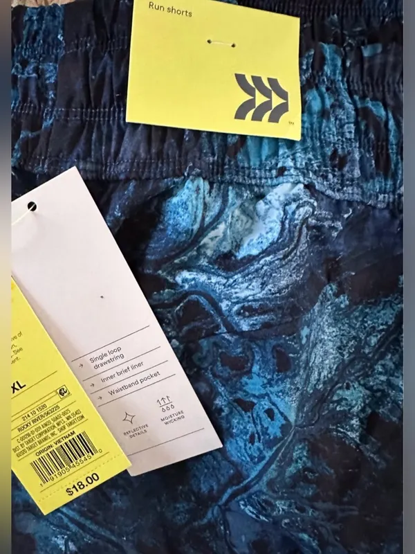 All in Motion Run Shorts NWT Size XL - Image 3