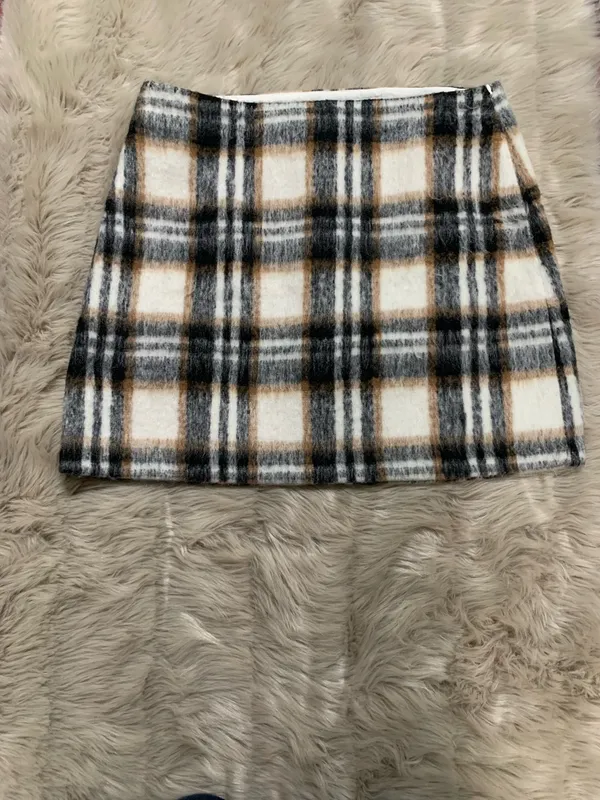 Loft Brushed Plaid Mini Skirt Size 12 - Image 3