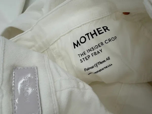 Mother Jeans Women’s 30 White Denim the Insider Crop Step Fray 1157-753 26” - Image 4