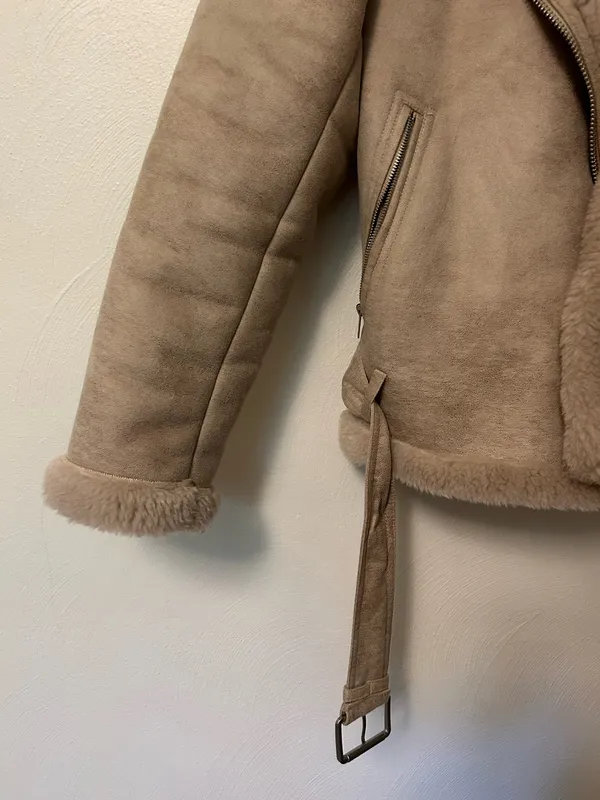 Abercrombie & Fitch Motto Fur Jacket - Image 3