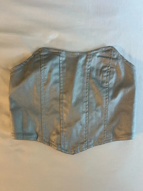 Edikted Silver Shimmer Corset Crop Top - Image 2