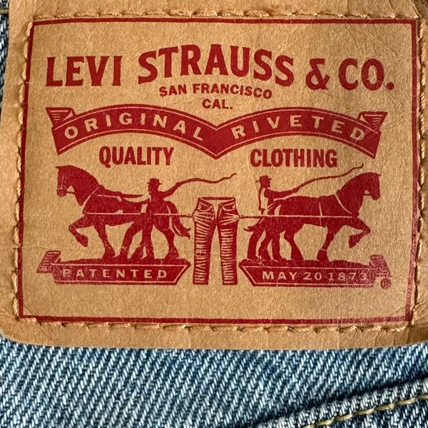 Levi's Mini Skirt Womens 27 Medium Wash Denim Distressed Frayed Hem Casual Y2K - Image 8