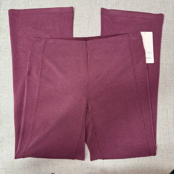Lululemon Ribbed Softstreme Flared Pant Casual Athletic Pants Garnet 10 14 NWT - Image 6