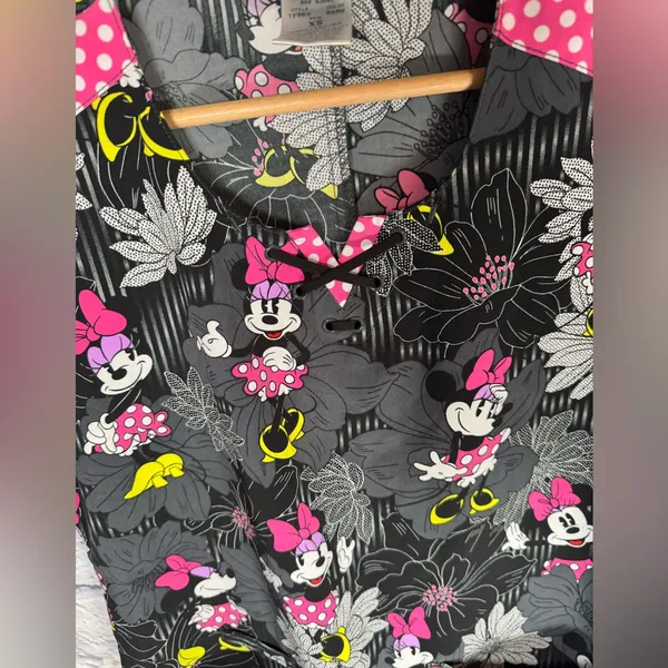 Disney Minnie Mouse Scrub Top‎ Womens size XS black & pink color - Image 2