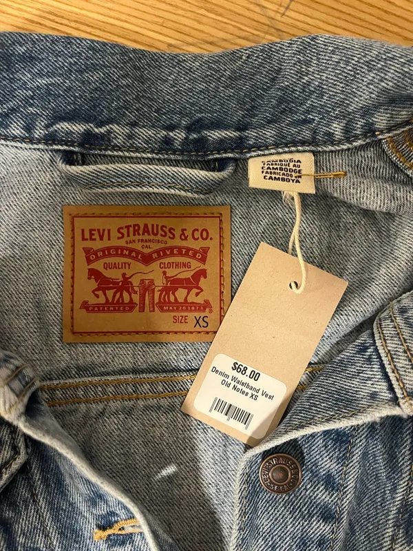 Levi’s Denim Top - Image 2