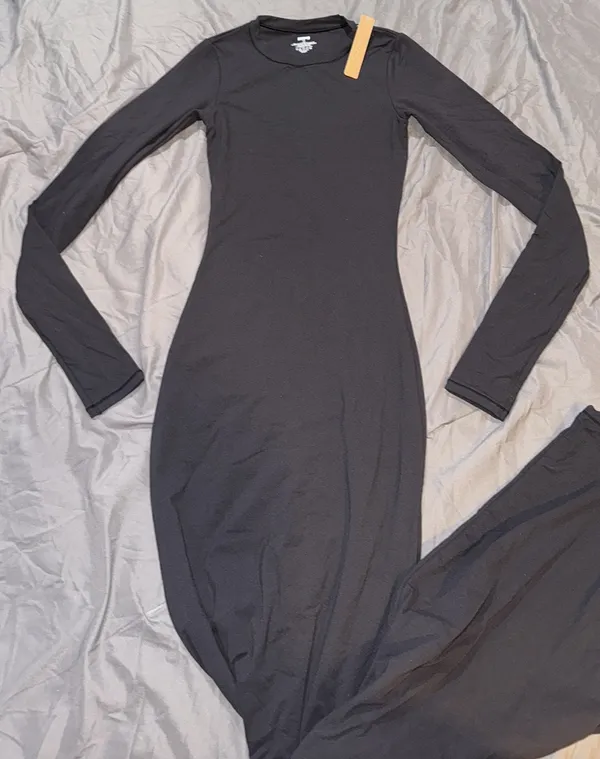 Skims Fits Everybody Crew Neck Long Sleeve Dress ‘Onyx’ - Image 2