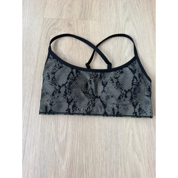 Fabletics 2 Piece set Sports Bra/Define PowerHold High-Waisted Legging Small - Image 2