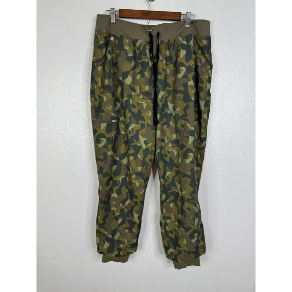FIGS Technical Collection XL Green Geo Camo Scrub Joggers W23SW2067 Womens - Image 2