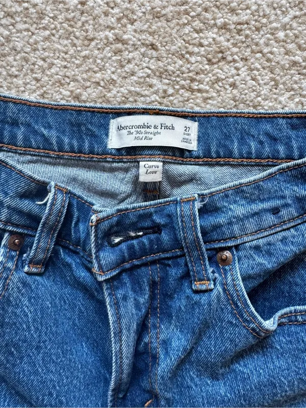 Abercrombie 90s straight mid rise - Image 2