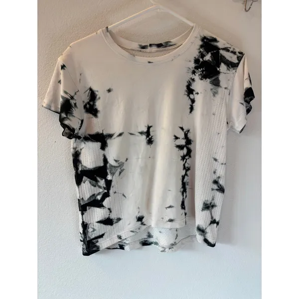 Lululemon Swiftly Tech Short Sleeve 2.0 Tie Dye Marble Black White Crew Neck Tee - Image 4