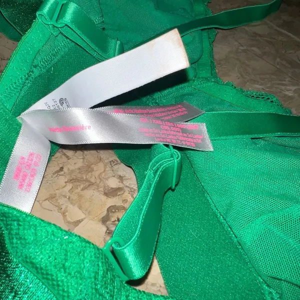 Victoria’s Secret pink bralette Kelly Green size XXL - Image 4