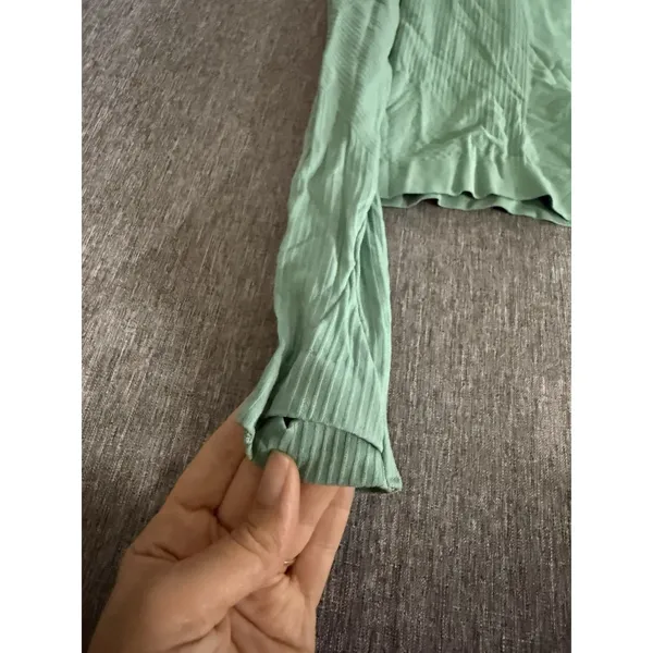 Old Navy Active Women's Teal Seamless Long Sleeve Cropped Athletic Top Sz L - Image 2