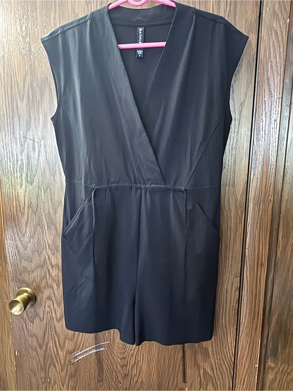 Athleta Marlow Romper in BLACK - Image 3