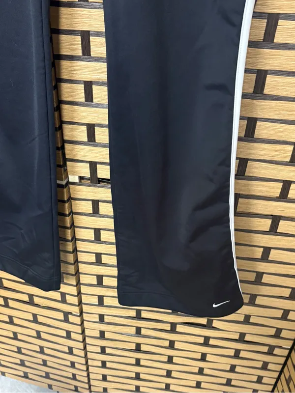 Nike black active pants size large - Image 4