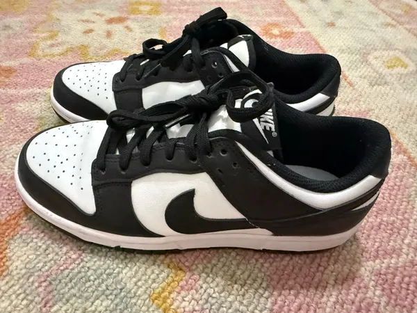 Nike Dunk Low Panda - Image 2