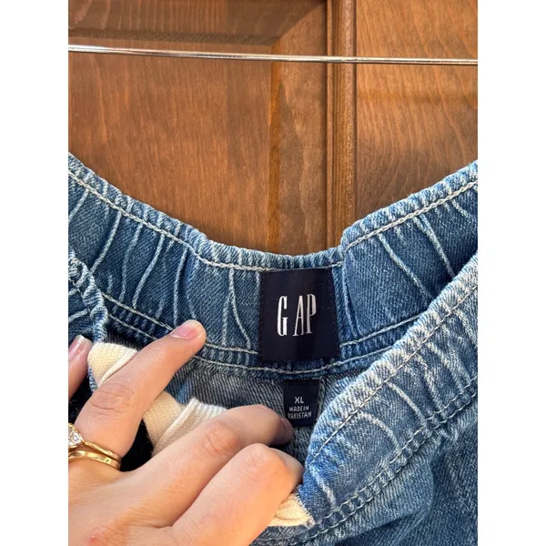 GAP High Rise Easy Barrel Jeans in Medium Indigo Size XL - Image 4