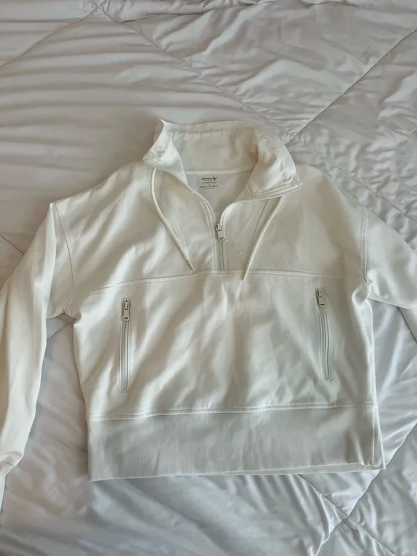 Old navy active quarter zip - Image 4