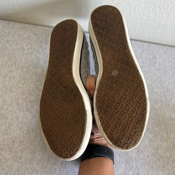 Tory Burch Skyler Grey Quilted Wool and Patent Leather Flats Size 10 - Image 6