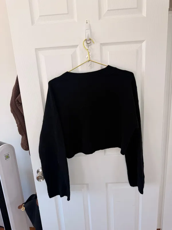 black cropped/ hip length reformation sweater  - Image 3