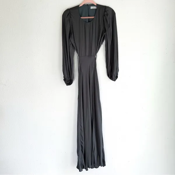 ASTR the Label Quinn Maxi Dress in Sage Open Back Satin Sz XS - Image 3