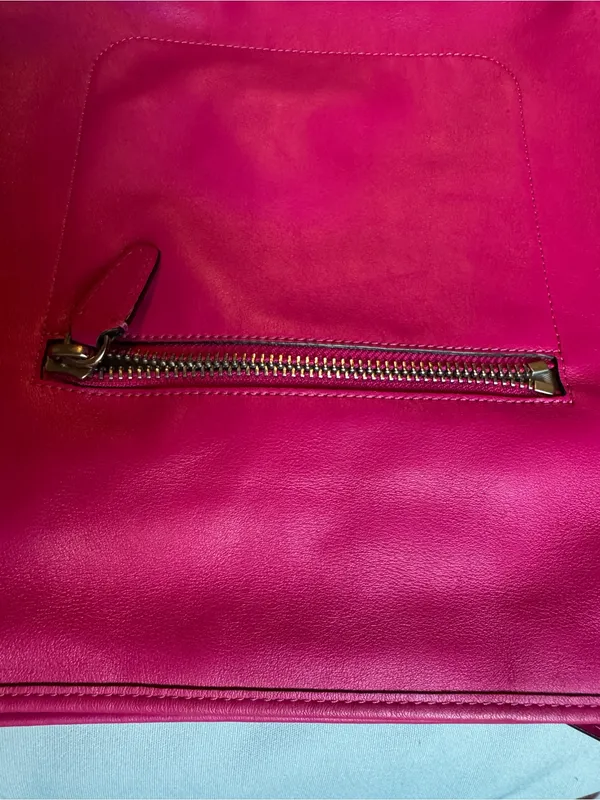 Coach Leather Vintage Shoulder Bag in Fuchsia - Image 5