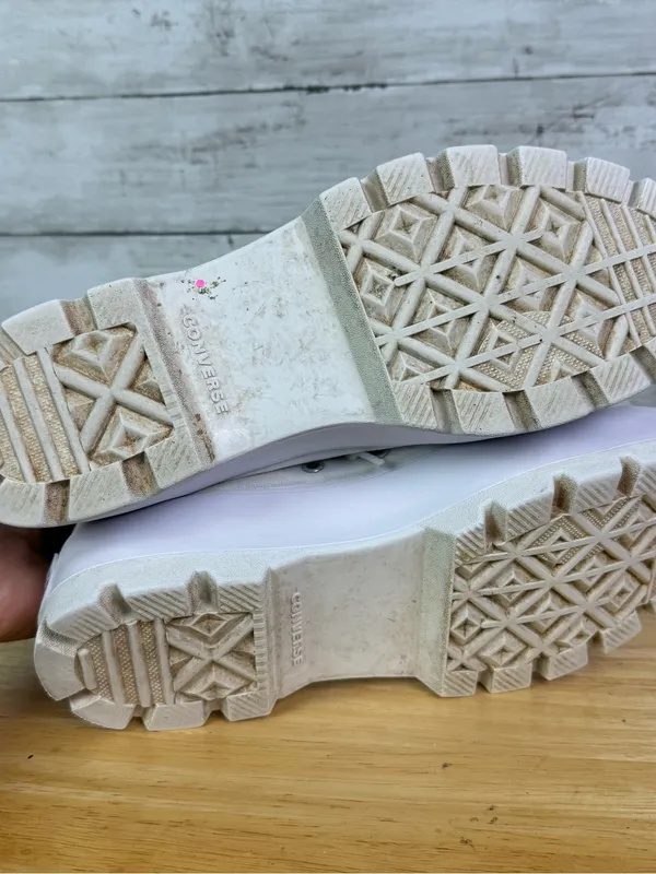 Converse Chuck Taylor All Star Lug Sole Platform Hi Cut White Canvas Sneakers - Image 7
