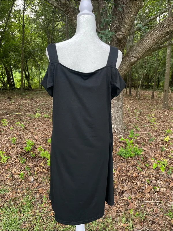 Soesdemo Black Cold-Shoulder V-Neck Dress, size L - Image 2