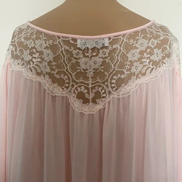 Miss Elaine Pink Sheer Lace Robe - Image 9