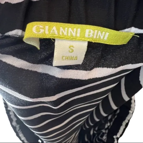 Gianni Bini Top - Image 7