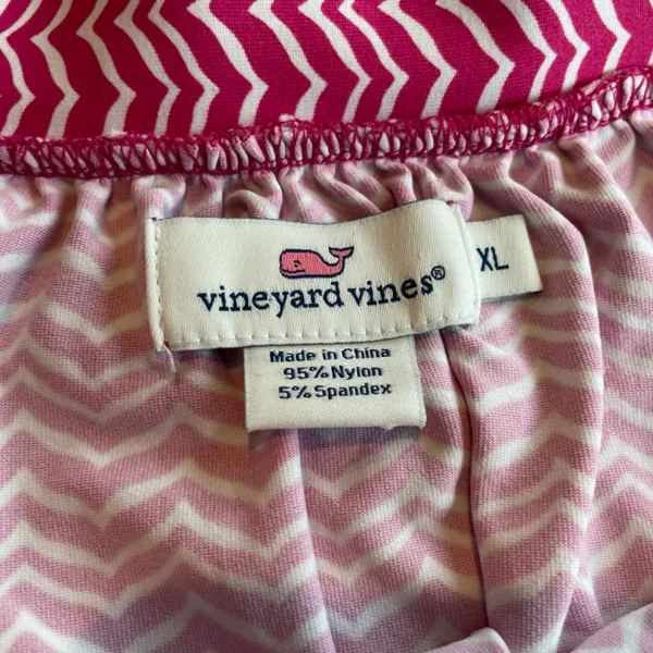 Vineyard vines Mini Skirt Pink Chevron Classic Summer- size XL - Image 3