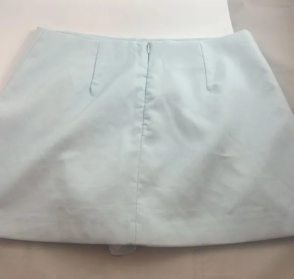 Steve Madden - light blue skort with front slit. Size 2. - Image 2