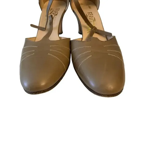 Salvatore Ferragamo vintage strappy heels tan women's size 7.5 - Image 8