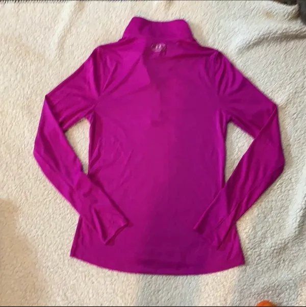 Under Armour Semi-Fitted Heat Gear 1/4 Zip - Image 3