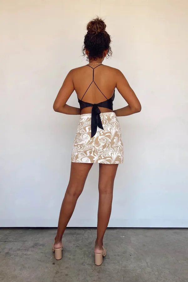 Vestique Swirl Neutral Skirt - Image 8